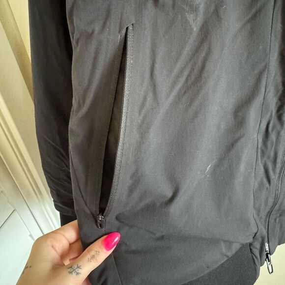 Lululemon Intermission Bomber Black - Picture 8 of 14